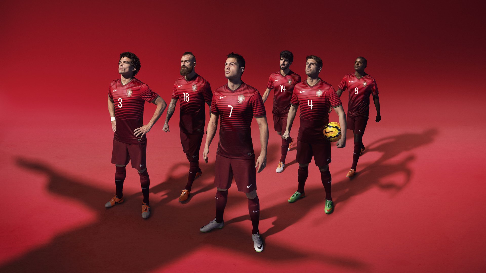 城市搏击之夜职业赛站 多场判定与KO让观众大呼过瘾